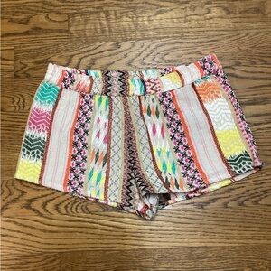 Oddy boho embroidery shorts Multi color Aztec print. Medium